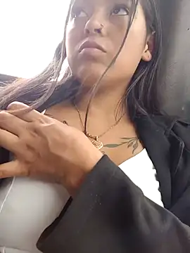 Snapshot of LunaHot_777 chatting on 09-29-25, 06:13 LunaHot 777 online show from 09-29-25, 06:13