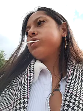 Snapshot of LunaHot_777 chatting on 10-13-25, 07:25 LunaHot 777 online show from 10-13-25, 07:25