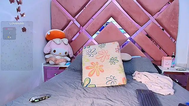 BrittanyBoa online show from 02-22-26, 08:07