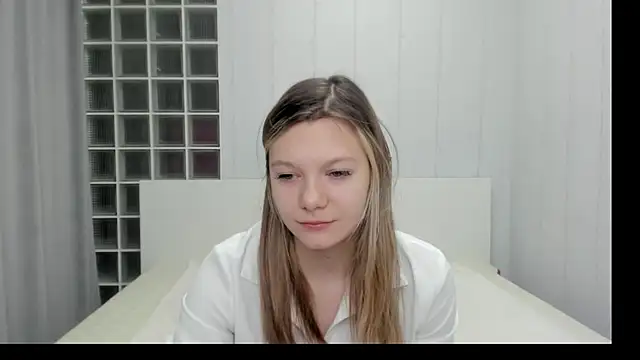 Sunny Sammy online show from 12-14-25, 01:22