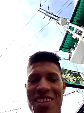 Snapshot of elinnki chatting on 09-20-25, 08:10 elinnki online show from 09-20-25, 08:10