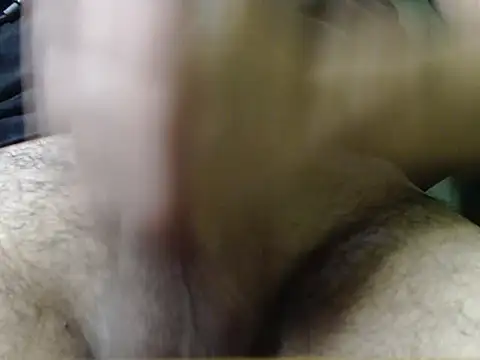 Snapshot of loquito261 chatting on 10-11-25, 07:18 loquito261 online show from 10-11-25, 07:18