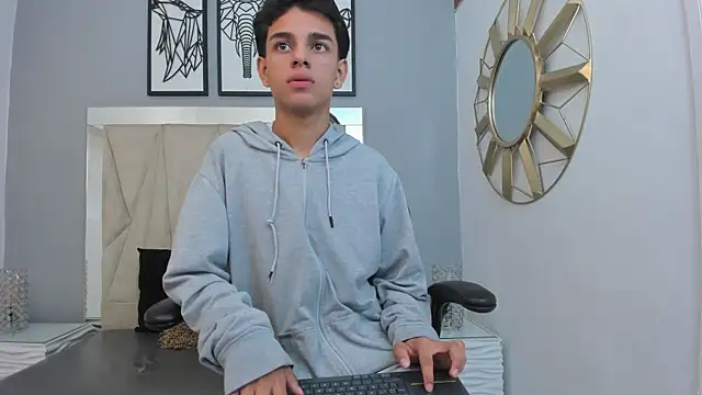 owen  johnson online show from 09-19-25, 11:55