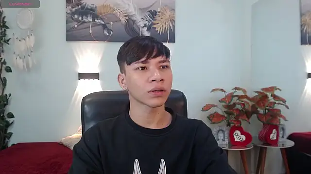 Snapshot of nathanclay chatting on 09-17-25, 03:30 nathanclay online show from 09-17-25, 03:30