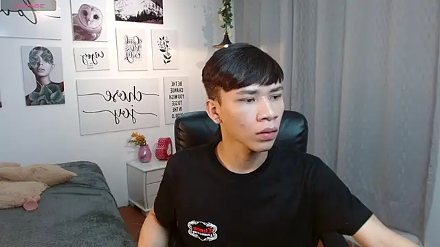 Snapshot of nathanclay chatting on 09-28-25, 01:55 nathanclay online show from 09-28-25, 01:55