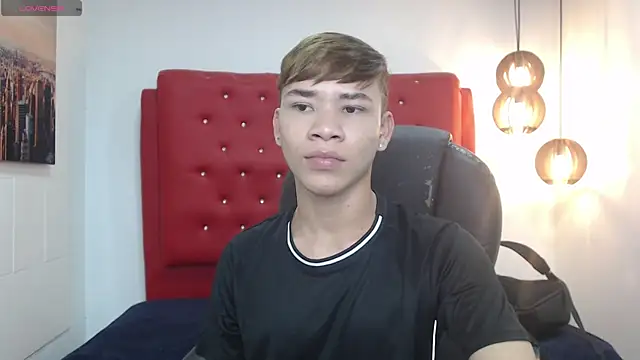 Snapshot of nathanclay chatting on 11-06-25, 03:40 nathanclay online show from 11-06-25, 03:40