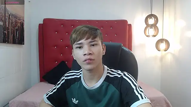 Snapshot of nathanclay chatting on 11-27-25, 03:41 nathanclay online show from 11-27-25, 03:41