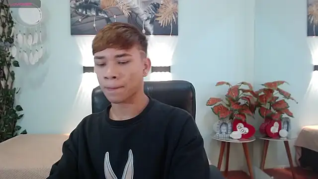 Snapshot of nathanclay chatting on 12-02-25, 03:34 nathanclay online show from 12-02-25, 03:34