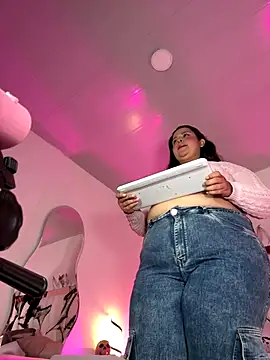 Snapshot of SamanthaDiamonds_ chatting on 10-25-25, 12:29 SamanthaDiamonds online show from 10-25-25, 12:29