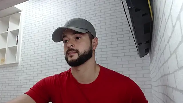 BombeiroHotx online show from 04-12-26, 02:16