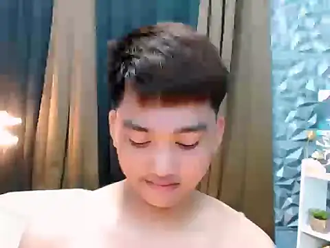 Snapshot of Mister_officer69 chatting on 09-10-25, 03:28 Mister officer69 online show from 09-10-25, 03:28