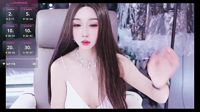 Snapshot of kelariy chatting on 09-25-25, 02:10 kelariy online show from 09-25-25, 02:10