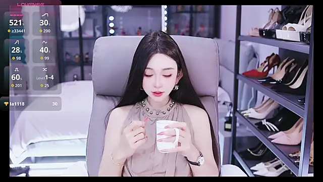 Snapshot of kelariy chatting on 09-28-25, 02:11 kelariy online show from 09-28-25, 02:11