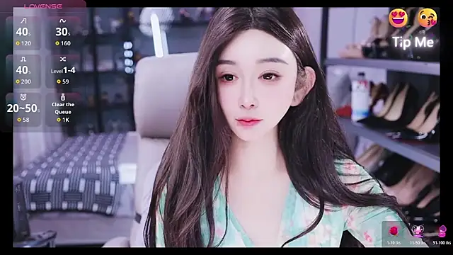 Snapshot of kelariy chatting on 10-27-25, 06:06 kelariy online show from 10-27-25, 06:06