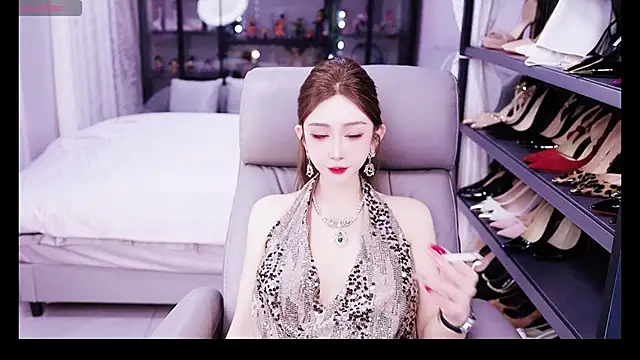 Snapshot of kelariy chatting on 04-19-26, 12:48 kelariy online show from 04-19-26, 12:48