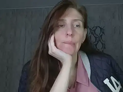 CandiCole online show from 10-17-25, 03:31