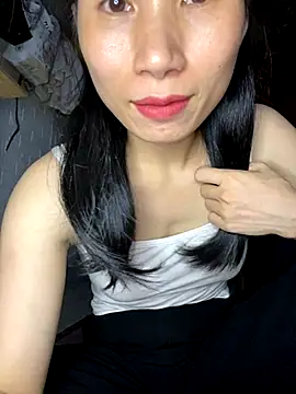 Snapshot of MinHiNi chatting on 09-19-25, 07:21 MinHiNi online show from 09-19-25, 07:21