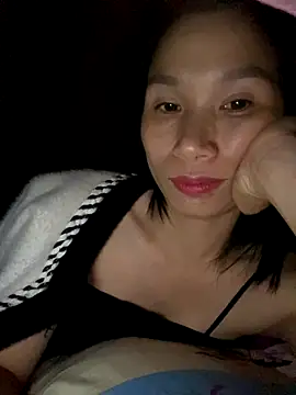 Snapshot of MinHiNi chatting on 11-10-25, 03:11 MinHiNi online show from 11-10-25, 03:11