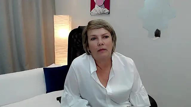 Snapshot of Pion_01 chatting on 09-29-25, 05:01 Pion 01 online show from 09-29-25, 05:01