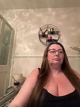 BuxomKitty BBW online show from 03-08-26, 07:39