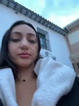 Ninabigtitied online show from 11-23-25, 04:51