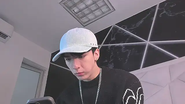 AerumChae online show from 04-11-26, 12:09