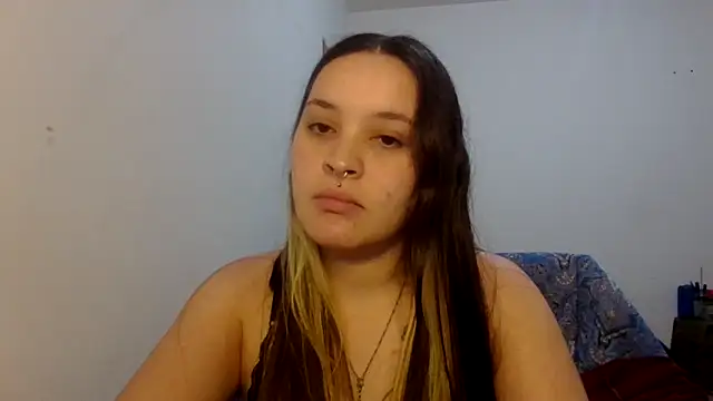 Snapshot of devilbaby9696 chatting on 12-20-25, 02:07 devilbaby9696 online show from 12-20-25, 02:07