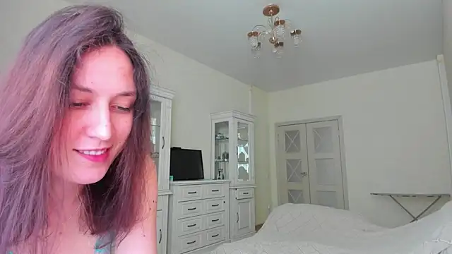 Snapshot of Mary_Queeny chatting on 05-02-26, 09:47 Mary Queeny online show from 05-02-26, 09:47