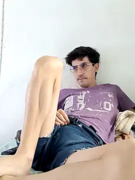 Dilanstrawberry online show from 03-03-26, 09:31