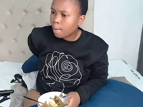 Lolly Ramochele online show from 03-03-26, 04:24