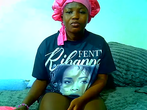 SweetHoney21  online show from 06-02-26, 07:43