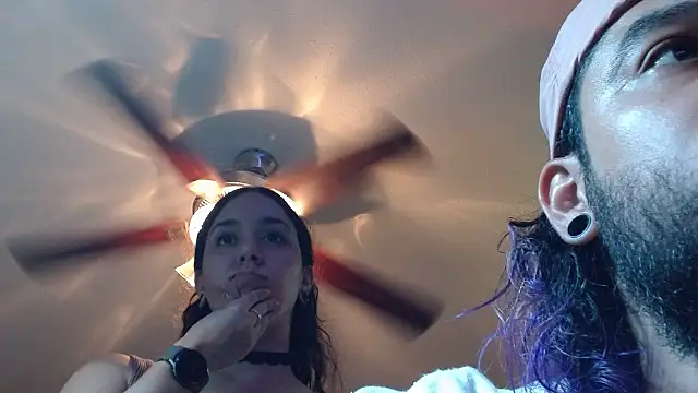 daddysgoodgrl215 online show from 09-22-25, 12:23