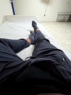 Snapshot of Renatox69 chatting on 02-03-26, 04:43 Renatox69 online show from 02-03-26, 04:43