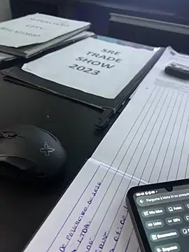 Snapshot of envolvemteX chatting on 02-16-26, 08:43 envolvemteX online show from 02-16-26, 08:43