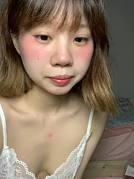 Snapshot of zhaomosheng125216 chatting on 06-25-26, 01:04 zhaomosheng125216 online show from 06-25-26, 01:04