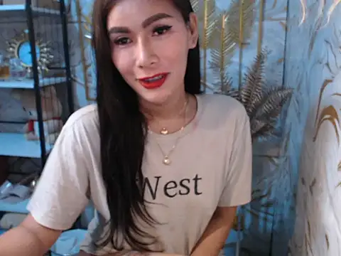 Snapshot of tshot_izzy_88 chatting on 06-01-26, 10:39 tshot izzy 88 online show from 06-01-26, 10:39