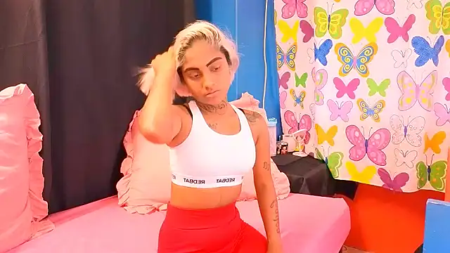 Snapshot of indiansumaya chatting on 01-06-26, 06:39 indiansumaya online show from 01-06-26, 06:39