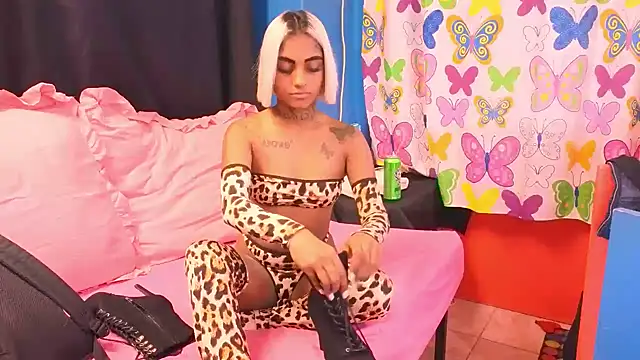 Snapshot of indiansumaya chatting on 01-09-26, 06:16 indiansumaya online show from 01-09-26, 06:16