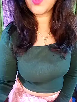 Snapshot of Ishani_Baby chatting on 12-18-25, 04:46 Ishani Baby online show from 12-18-25, 04:46