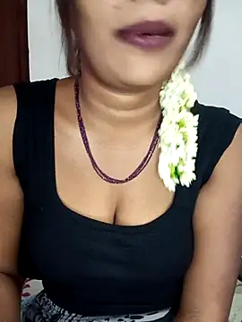 Tamil kavinila online show from 02-09-26, 08:07