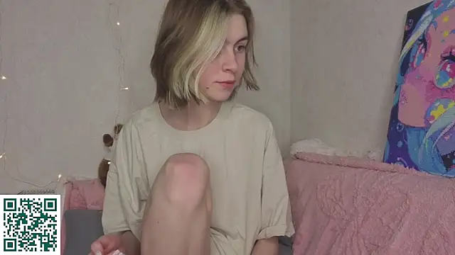 Snapshot of bertamimi chatting on 02-06-26, 06:11 bertamimi online show from 02-06-26, 06:11