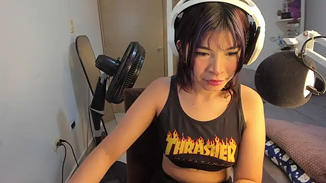 Kirachan98 online show from 05-09-26, 06:02