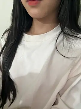 Snapshot of Desi_sara chatting on 09-24-25, 02:53 Desi sara online show from 09-24-25, 02:53