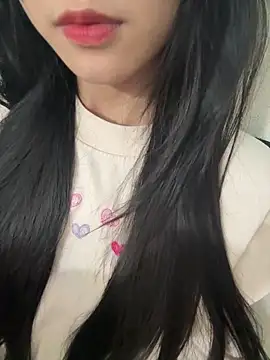 Snapshot of Desi_sara chatting on 10-16-25, 03:02 Desi sara online show from 10-16-25, 03:02