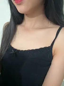 Snapshot of Desi_sara chatting on 05-04-26, 03:57 Desi sara online show from 05-04-26, 03:57