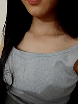 Snapshot of Desi_sara chatting on 05-27-26, 03:31 Desi sara online show from 05-27-26, 03:31