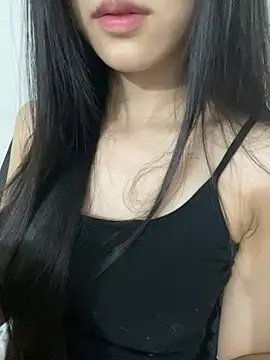 Snapshot of Desi_sara chatting on 08-04-26, 04:37 Desi sara online show from 08-04-26, 04:37