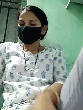 poojam93 online show from 09-11-25, 01:44