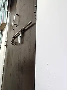 poojam93 online show from 12-14-25, 01:55