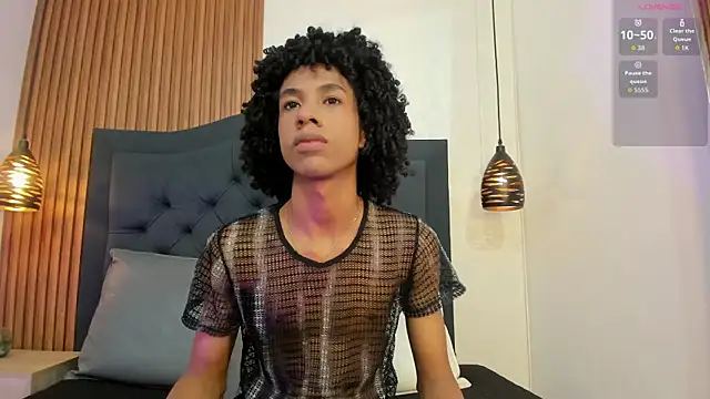 Snapshot of Johan_gz_ chatting on 06-26-26, 11:14 Johan gz online show from 06-26-26, 11:14